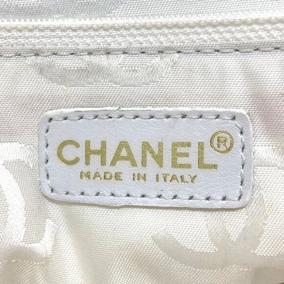 CHANEL Handbag Shoulder Travel Cabas Tote Bag Caviar Leather White - Picture 10 of 11